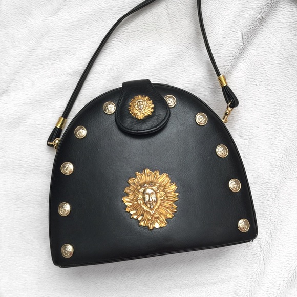 Handbags - ❌SOLD❌Vintage purse